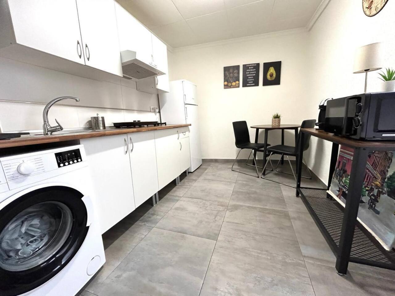 Plaza Circular Mas Que Apartamentos 무르시아 외부 사진